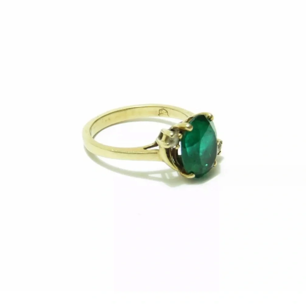 ♥️10K yellow gold emerald ring with cz accents♥️ - Picture 9 of 12